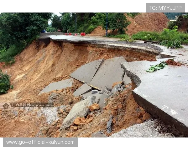 山东泰山连环推进迫使对方防线坍陷