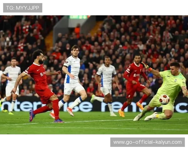 利物浦边路连击:连续突破迫使对手换人背后的战术与商机 利物浦边路连击:连续突破迫使对手换人背后的战术与商机